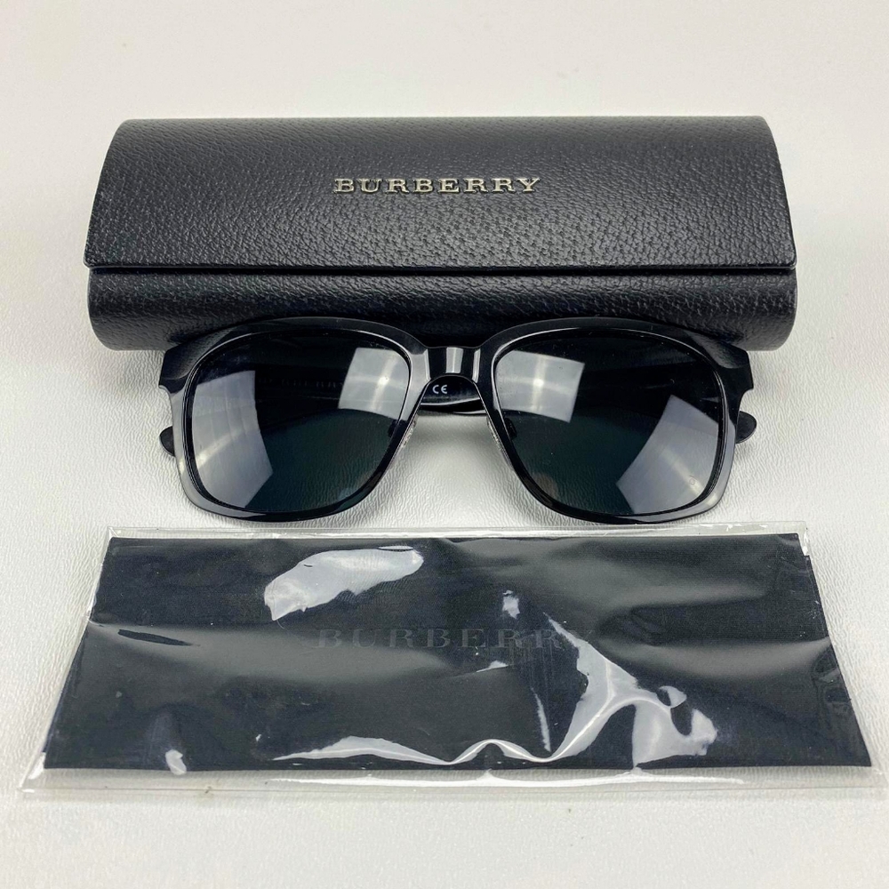 Burberry Sunglasses ALL Black Square Unissex